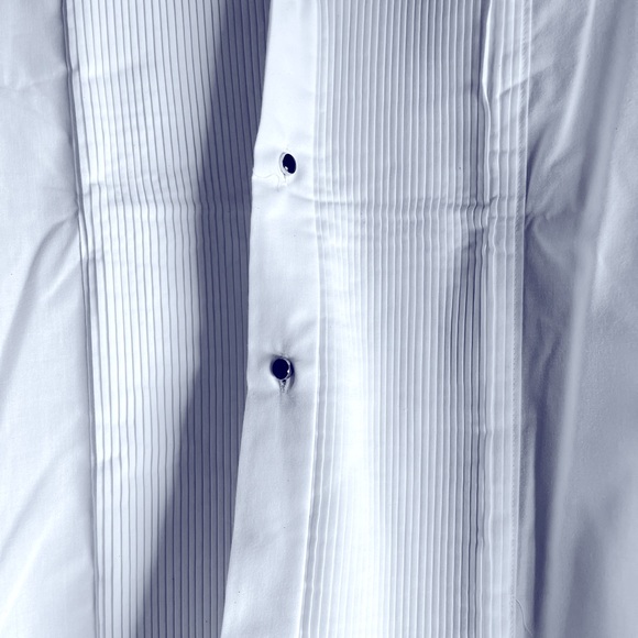 Men’s White Tuxedo Dress Shirt with bow tie. - Picture 2 of 8